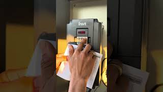 วิธีตั้งค่าอินเวอร์เตอร์โซล่าInvtกับมอเตอร์3เฟส 380V 50Hz 3,000รอบ  Mitsubishi 10แรงม้า