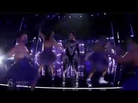 BAD BUNNY, IVY QUEEN, NESI - YO PERREO SOLA (EN VIVO)