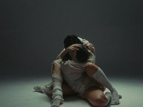 Feli Colina ft. Vera Frod - “V13” (Video Oficial)