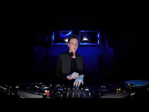 The Blue Oyster: PAD / 11.11 / 18 - 19