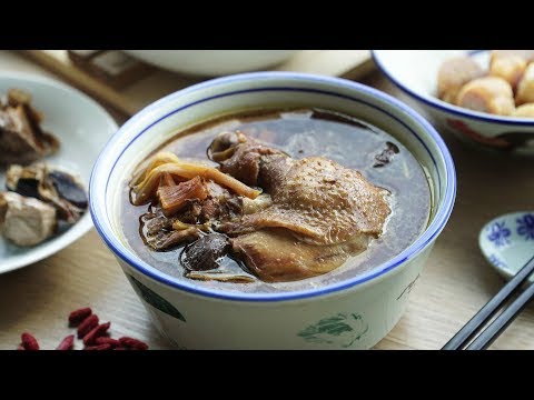 Black Garlic Chicken Soup - 黑蒜鸡汤