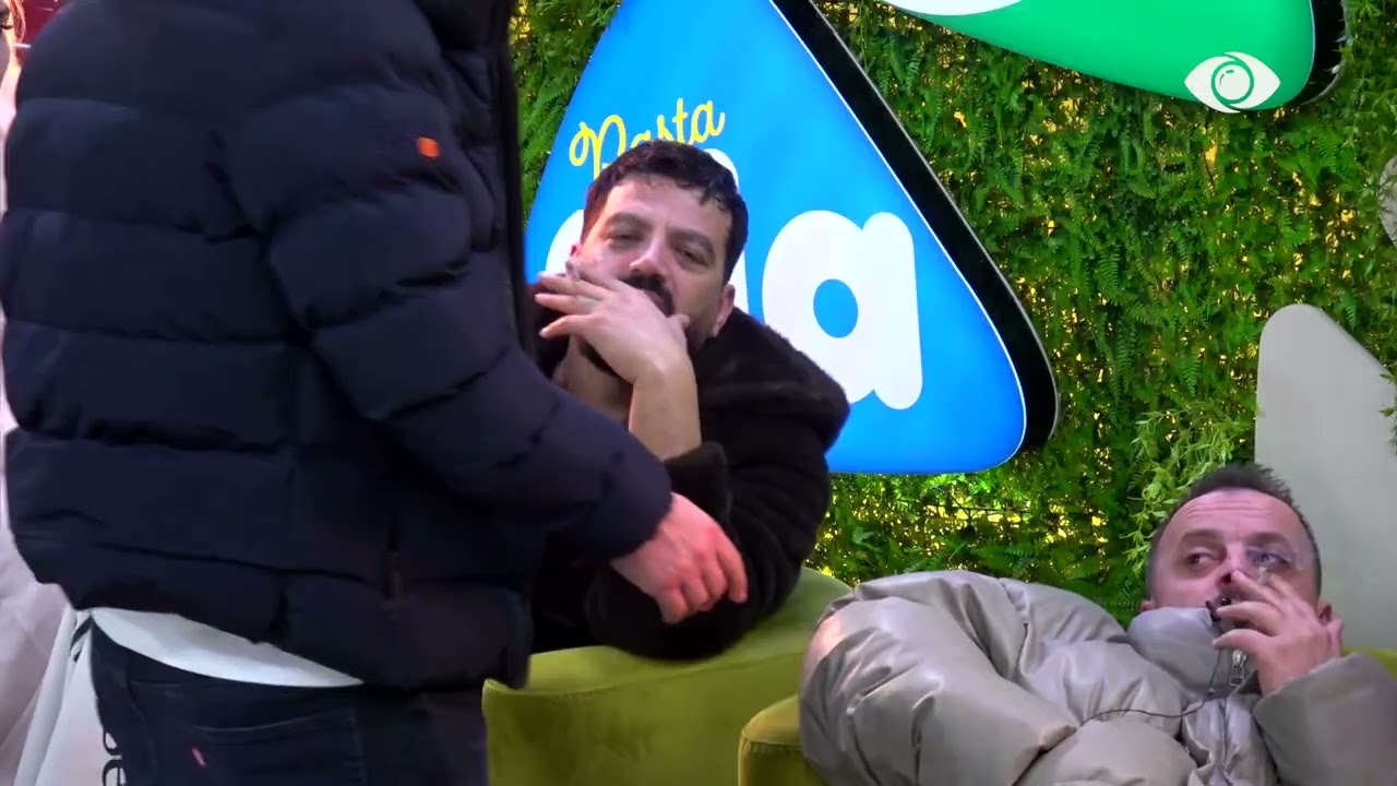 “Kush ju duket këtu brenda element për të krijuar një lidhje?!”/ Lorne: Seno…