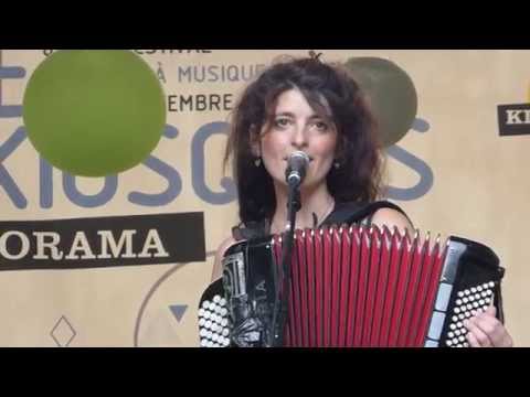 Chloé Lacan - Dansons - live@Square pl. du Commerce (Fest. Kiosquorama), 07 sept. 2014