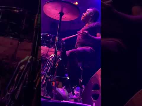 Nate smith amazing drumming - Running man with The Fearless Flyers