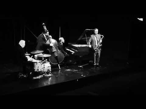 Tommy Smith Quartet plays a Blues in F