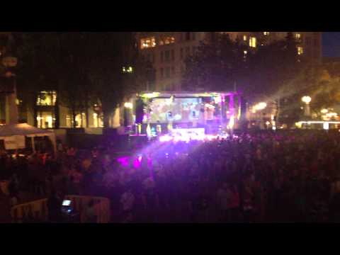 80s Video Dance Attack - World Domination Summit Busts A Move