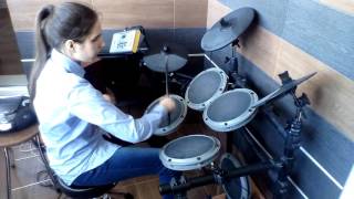 Royal Hunt - &quot;Stranded&quot; (Drums cover &amp; improvisation)