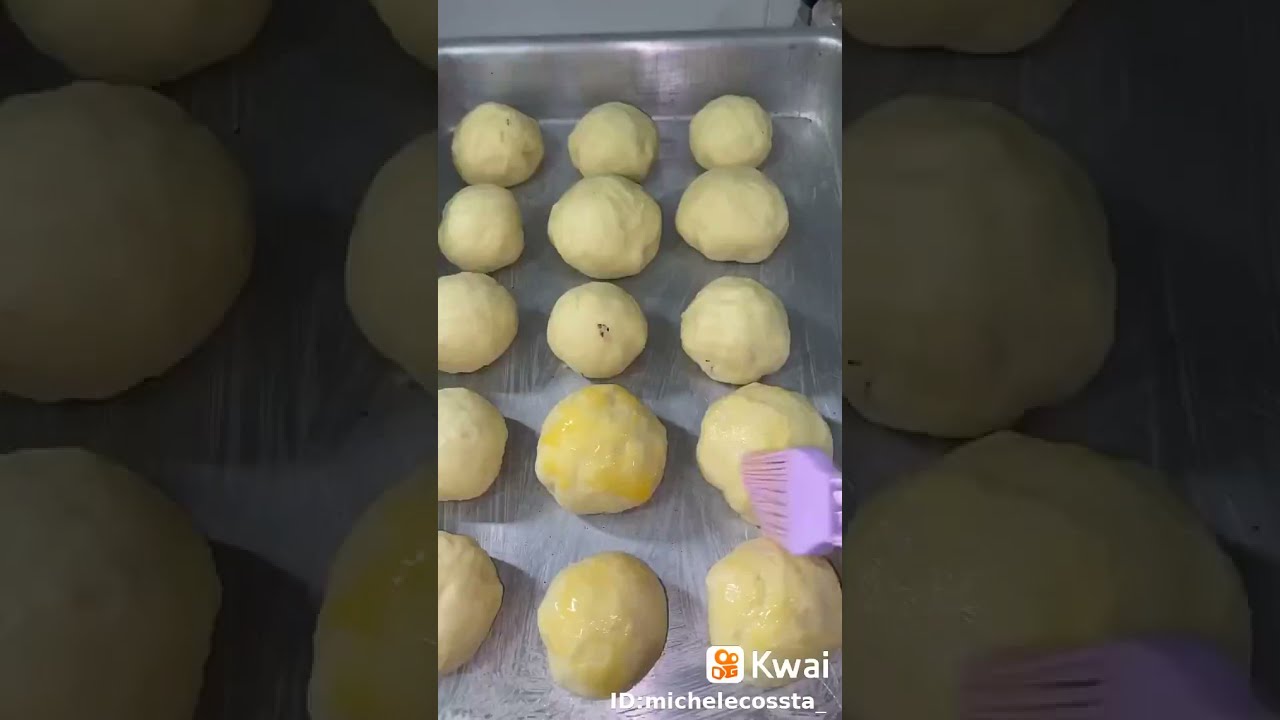 Watch Now Pão recheado com frios presunto e queijo Pão recheado com frios presunto e queijo