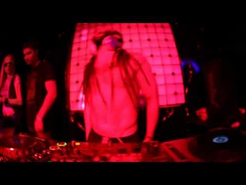 DJ M.E.G. (Black Star Mafia) @ DUHLESS'11 CLUB