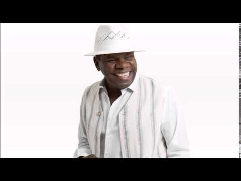 Sublime Pergaminho - Emílio Santiago