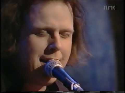 Marius Muller (Funhouse) 2 songs live Acoustic circa 1994