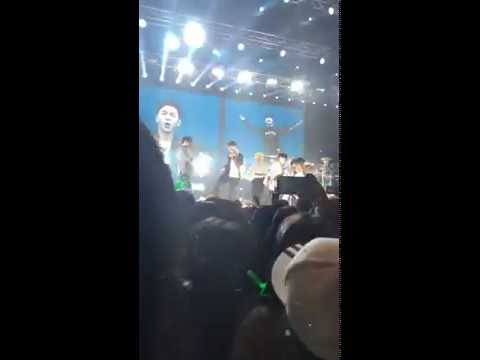 160527 Be Happy - B.A.P LOE 2016 AWAKE Tour Sydney [FANCAM]