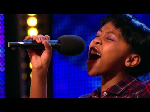 Asanda Jezile Diva de 11 de Idade Canta "Diamonds" no Britain s Got Talent 2013