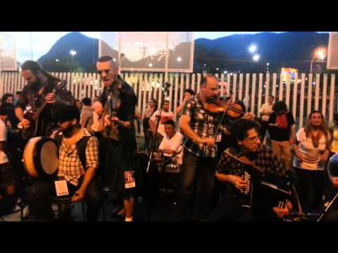 Sensessional - Rock in Rio (Dennis Murphy's / Britches Full of Stitches / John Ryan's Polka)