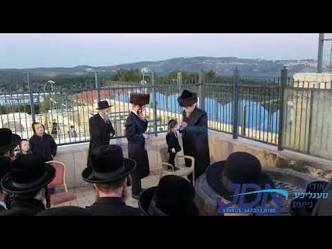 Boyaner Rebbe In Meron At The Chalaka Of An Einikel - Teves 5781