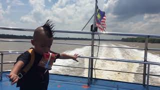 Download lagu #iamHRDYQSR - Viva La Punk (Plague Of Happiness) mp3 Download lagu #iamHRDYQSR - Viva La Punk (Plague Of Happiness) mp3