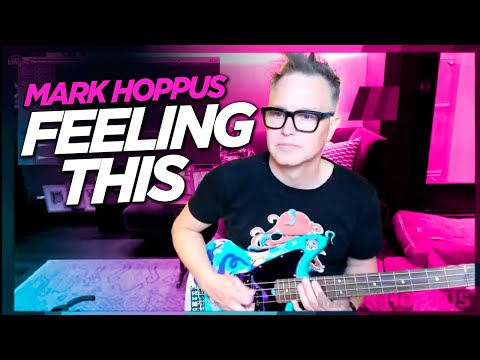 Mark Hoppus performs Feeling This (blink-182) - NEW BASS!