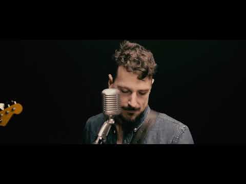 MONTVERT - CONQUISTADORS OF THE USELESS (Live)