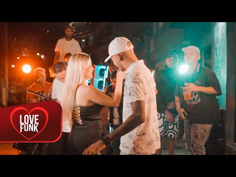 AUGUSTIN CARRARA - MC Theu, MC MV, Bruninho GG’s (VideoClipe Oficial) DJ Negão no Beat