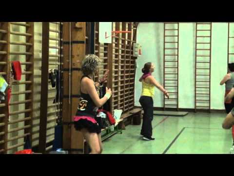 Zumba Gold - Cool down - Bachata - Prince Royce - Corazon sin cara (Zumba a LIege)