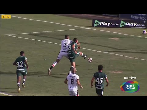 Lance polêmico: foi pênalti para o Goiás?