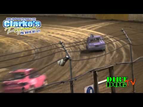 Junior Sedans - Heat 3 - Cairns Speedway - 18.08.12