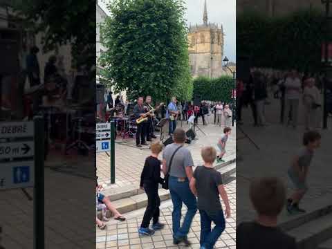 download lagu mp3 mp4 Fete De La Musique Amboise, download lagu Fete De La Musique Amboise gratis, unduh video klip Fete De La Musique Amboise