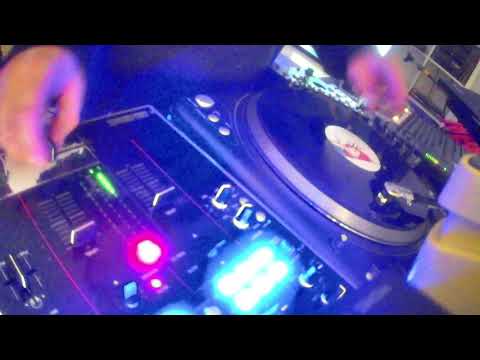 Rocksdaddy Freestyle Flows to Dezibel beat