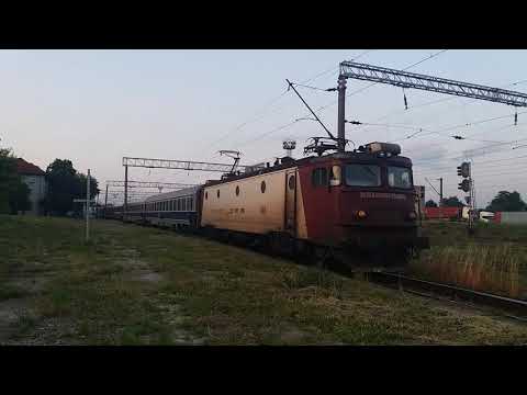 IR 1953 pleaca din statia Bacau cu EA1 170 cu un salut frumos 17.06.2019