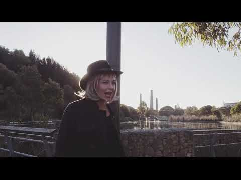 download lagu mp3 mp4 Abi Tucker, download lagu Abi Tucker gratis, unduh video klip Abi Tucker