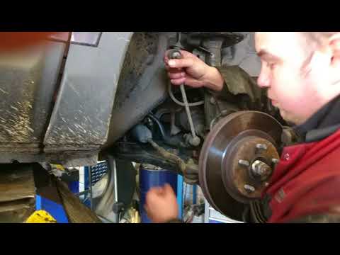 Nissan Qashqai Suspension Noise Creek Squeak Fix