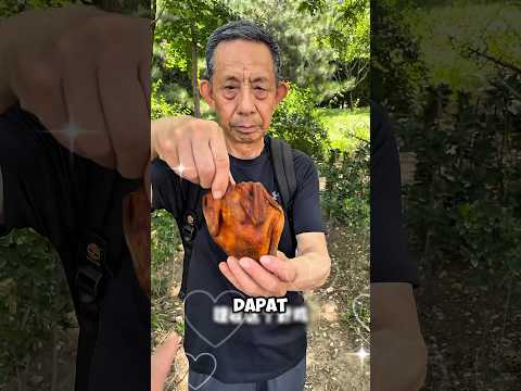 Sikakek survives in nature🤣