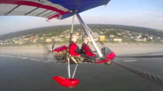 preview picture of video 'Hanggling over Amelia Island in Florida'