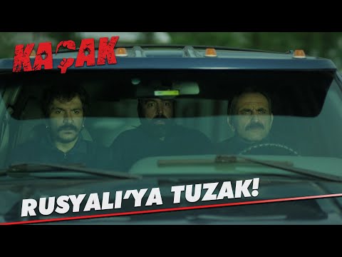 Rusyalı'nın evine gizlice giriyorlar! - Kaçak