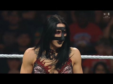 (1/2) Charlotte Flair & Alexa Bliss vs Rhea Ripley & Iyo Sky: Raw December 1 2025