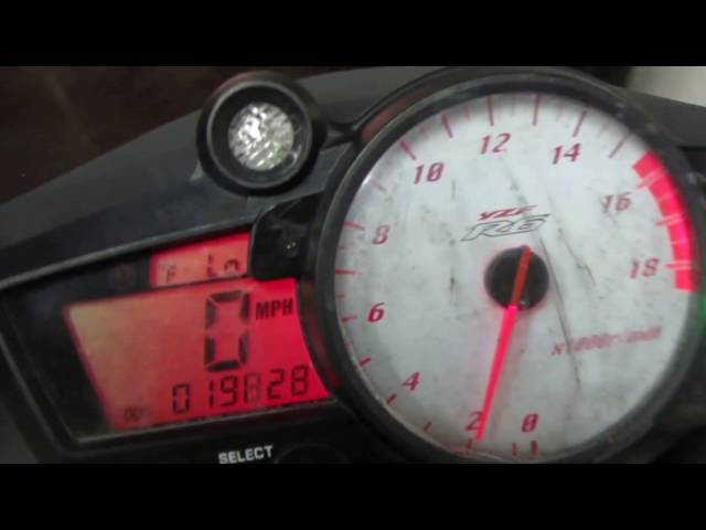 Left Rear Back Passenger Peg Bracket Side 2003 Yamaha YZF R6 1399A 5