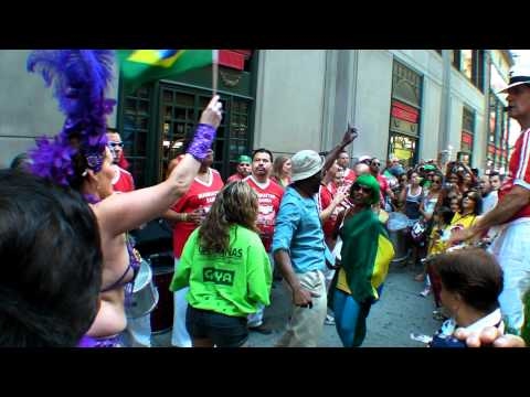 Brazilian day 2010 Samba Percussion BINAURAL (headphones)