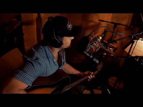 Adam Hood records new album at Capricorn Sound Studios | Behind the Scenes