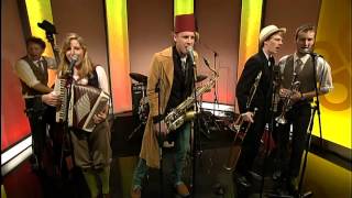 The Wellington City Shake-'Em-On-Downers - R.H.F.D. ('Tain't No Sin To Party) - Live on Good Morning
