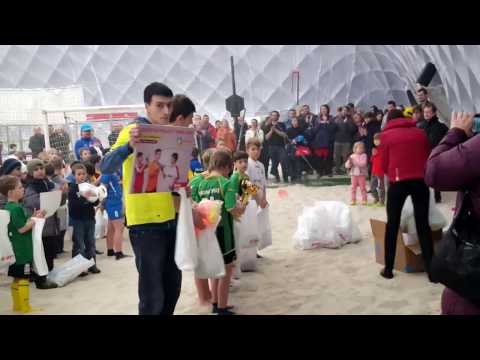 Předání cen SK Bosnia Online EU Teplice za 1. místo E.ON Beach Junior Cup (Kvalifikace Praha)