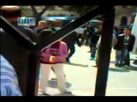 مظاهرة لطلاب كلية الحقوق بجامعة دمشق في محافظة دمشق وقمعهم من قبل الأمن والشبيحة