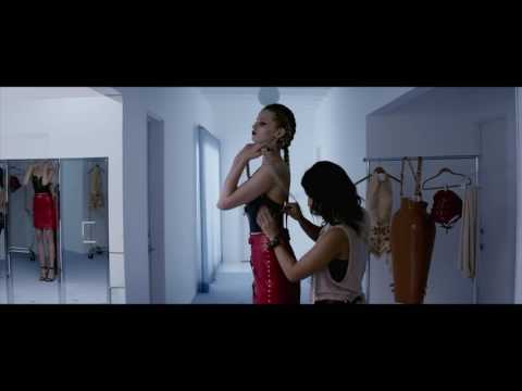 The Neon Demon  'Carve' TV Spot