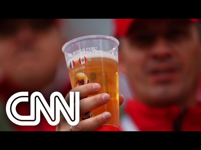 Demand concentrated at the beginning of the World Cup contributes to high prices, says economist |  CNN MONEY