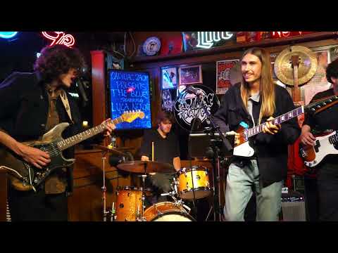 Play Video Youtube Video