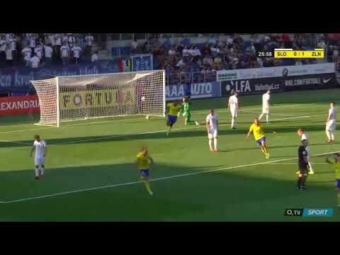 Gól Lukáše Bartošáka proti Slovácku