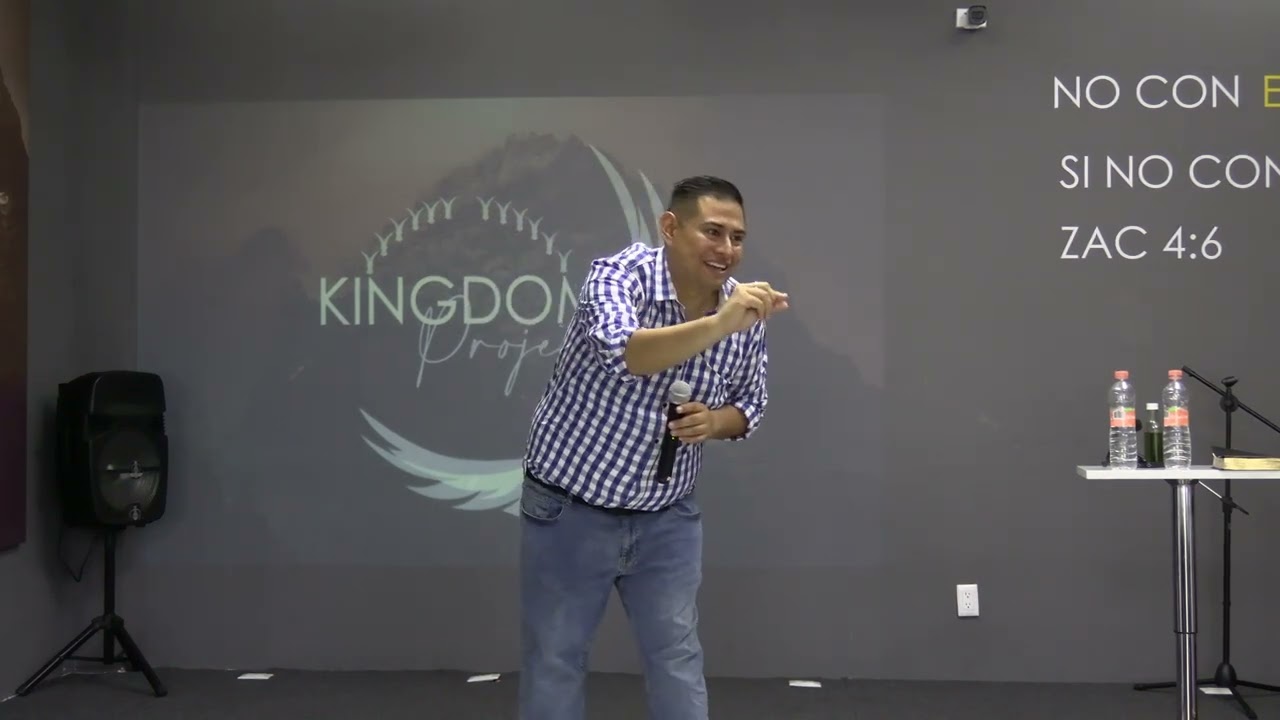 SI TAN SÓLO TOCARA EL BORDE DE SU MANTO.