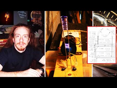 Mad Scientist Makes Time Machine & Vanishes? ⏳