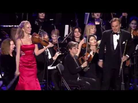 Andrea Griminelli and Caroline Campbell play Borne's Bizet's Carmen Fantasy at Madison Square Garden