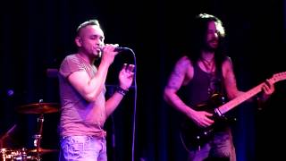 Richie Kotzen need help for his song "My Angel" and  ask a volunteer: Richard Joris