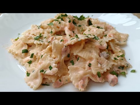 Farfalle al Salmone affumicato e Panna #pasta #farfallealsalmoneepanna #pannaesalmone #ricettafacile